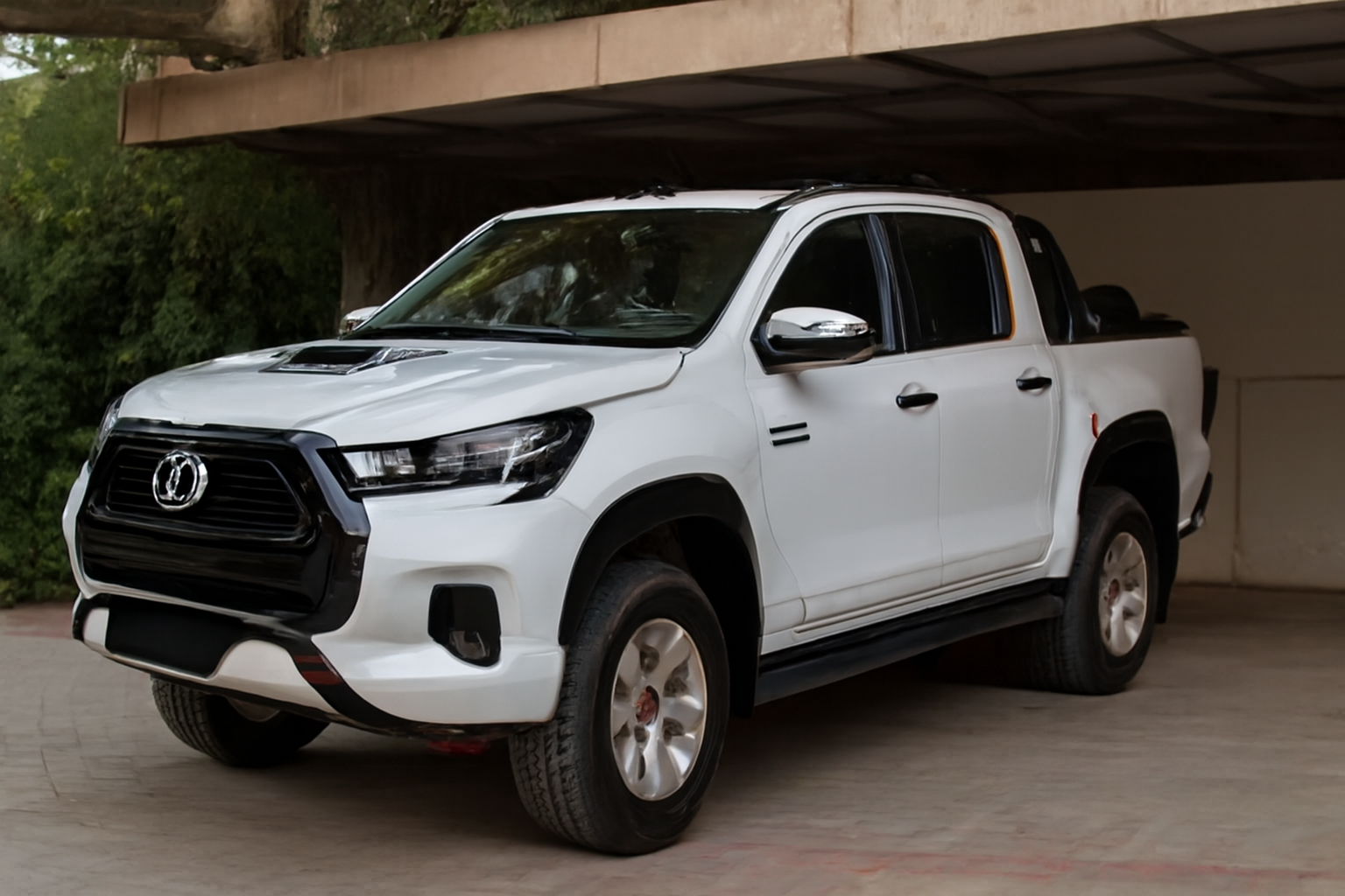 🚙 Toyota Hilux SC 4x4 – Rugged & Durable Pickup